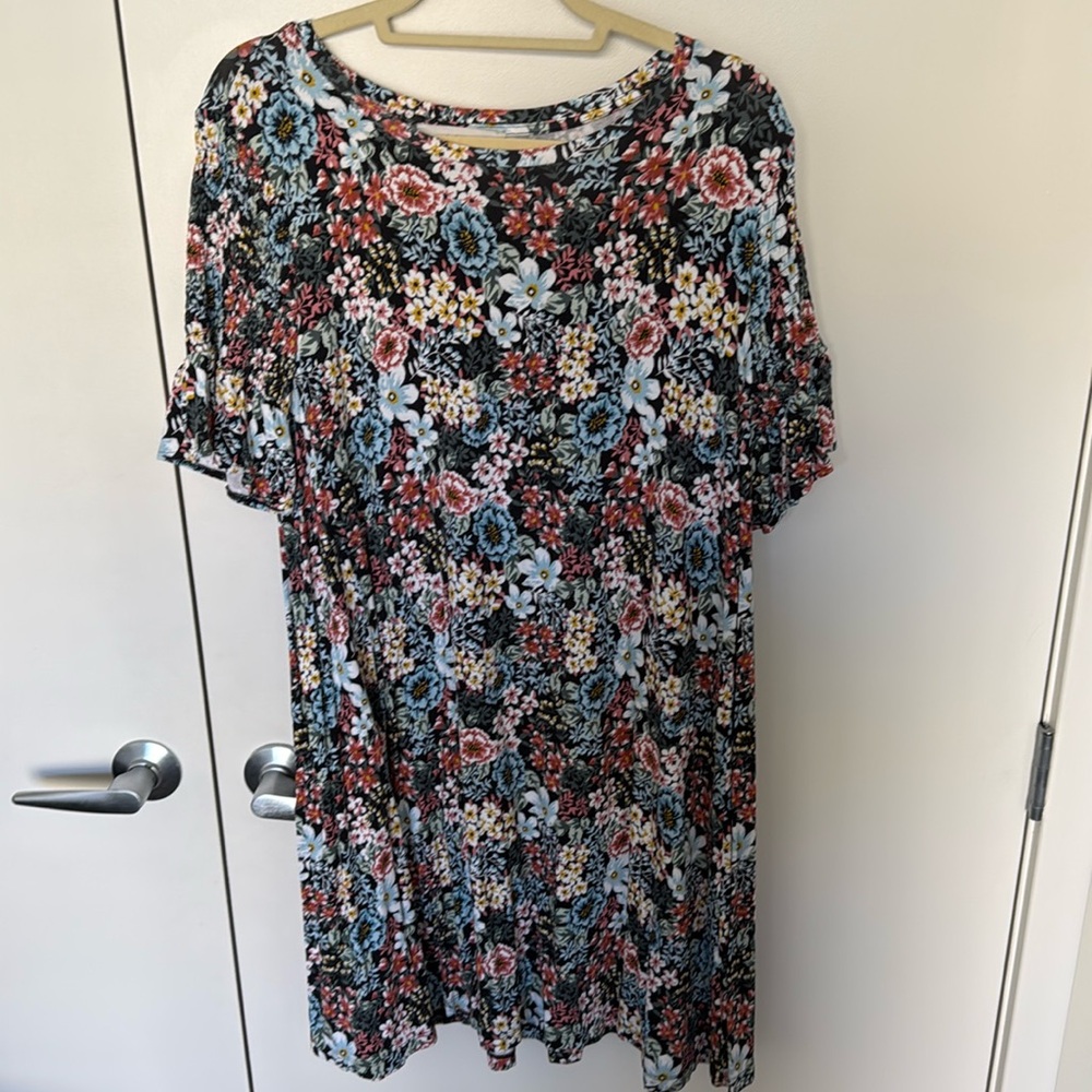 Loft flower t-shirt dress.